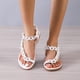 thumbnail image 1 of Zapatos de mujer de talla grande Sandalias planas de verano con remaches bohemios para mujer Zapatos de playa, 1 of 6