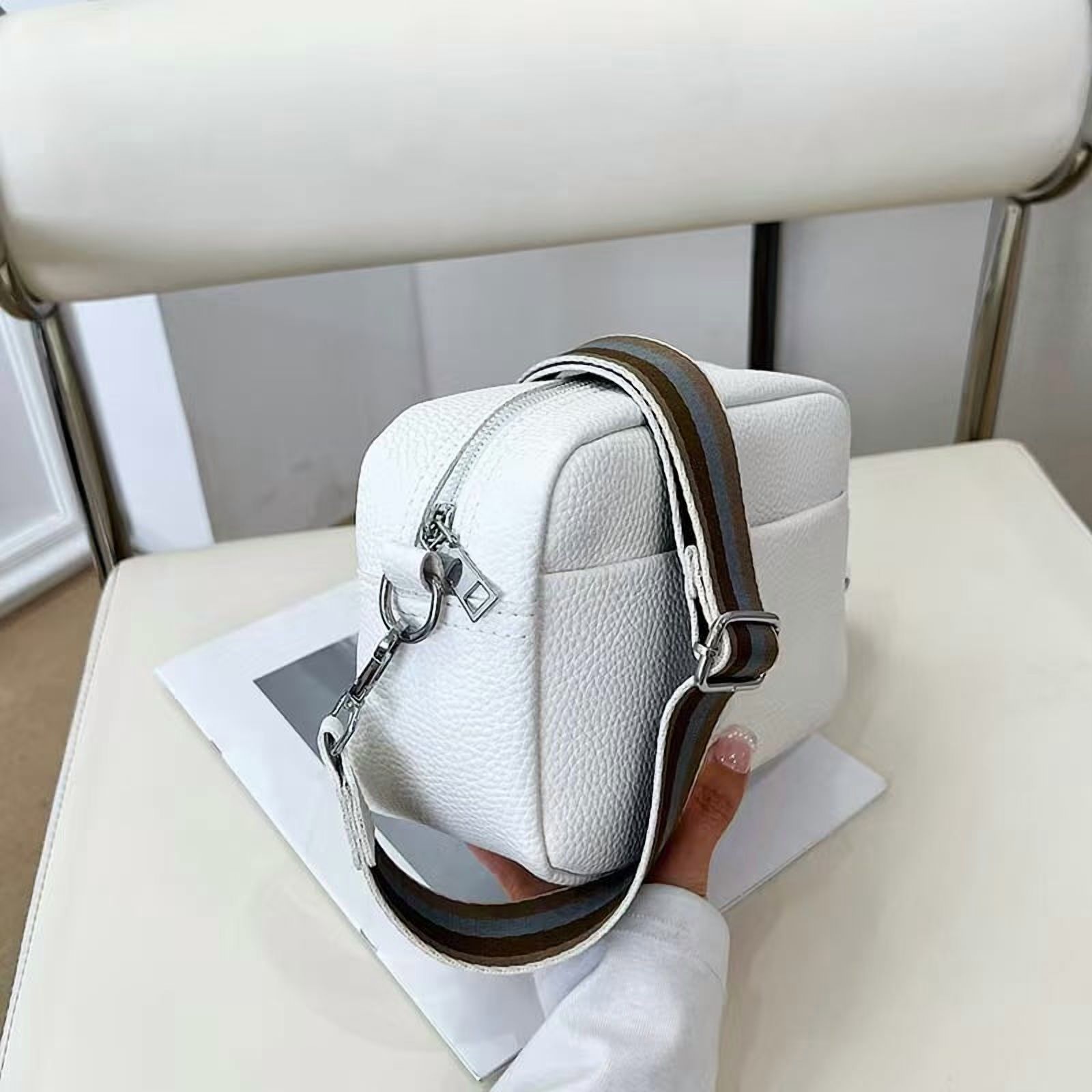 Classic Crossbody Bags for Women Stylish Designer Wide Purse Strap Shoulder Camera Bag Synthetic Leather Daily Use Bag