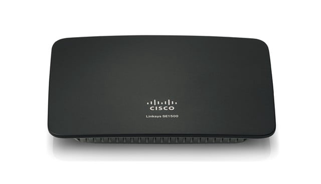 CIRCLE- Linksys (Se1500) 5-Port-Ports External Ethernet Switch