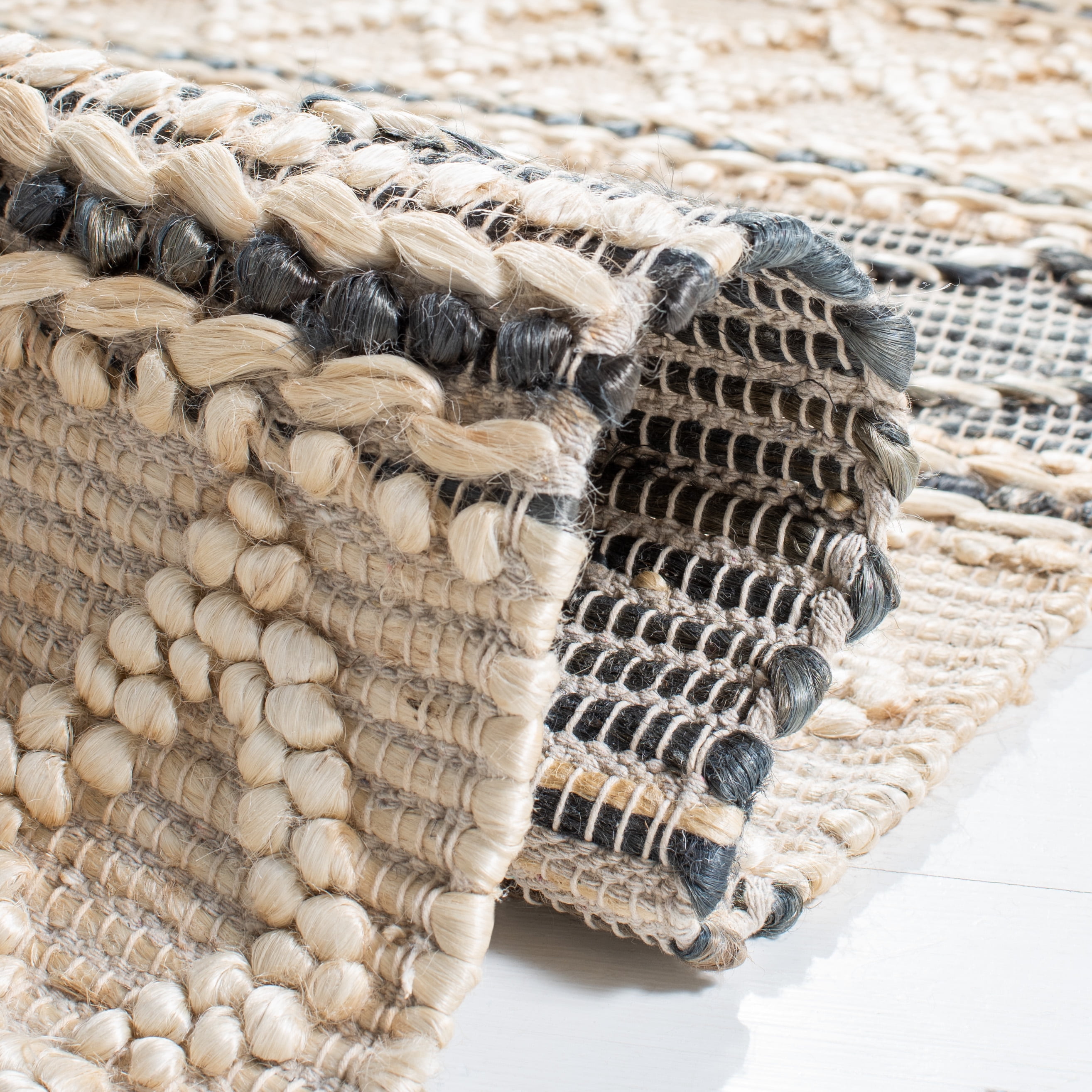 SAFAVIEH Natural Fiber Euphemia Geometric Runner Rug, Natural/Grey, 2'3" x 8'
