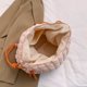 thumbnail image 5 of Bolso Bandolera Dumpling para Mujer Compras Acolchado Gran Capacidad () Rosa, 5 of 9