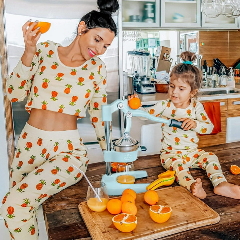 Zulay Kitchen Cast-Iron Orange Juice Squeezer - Heavy-Duty, Easy