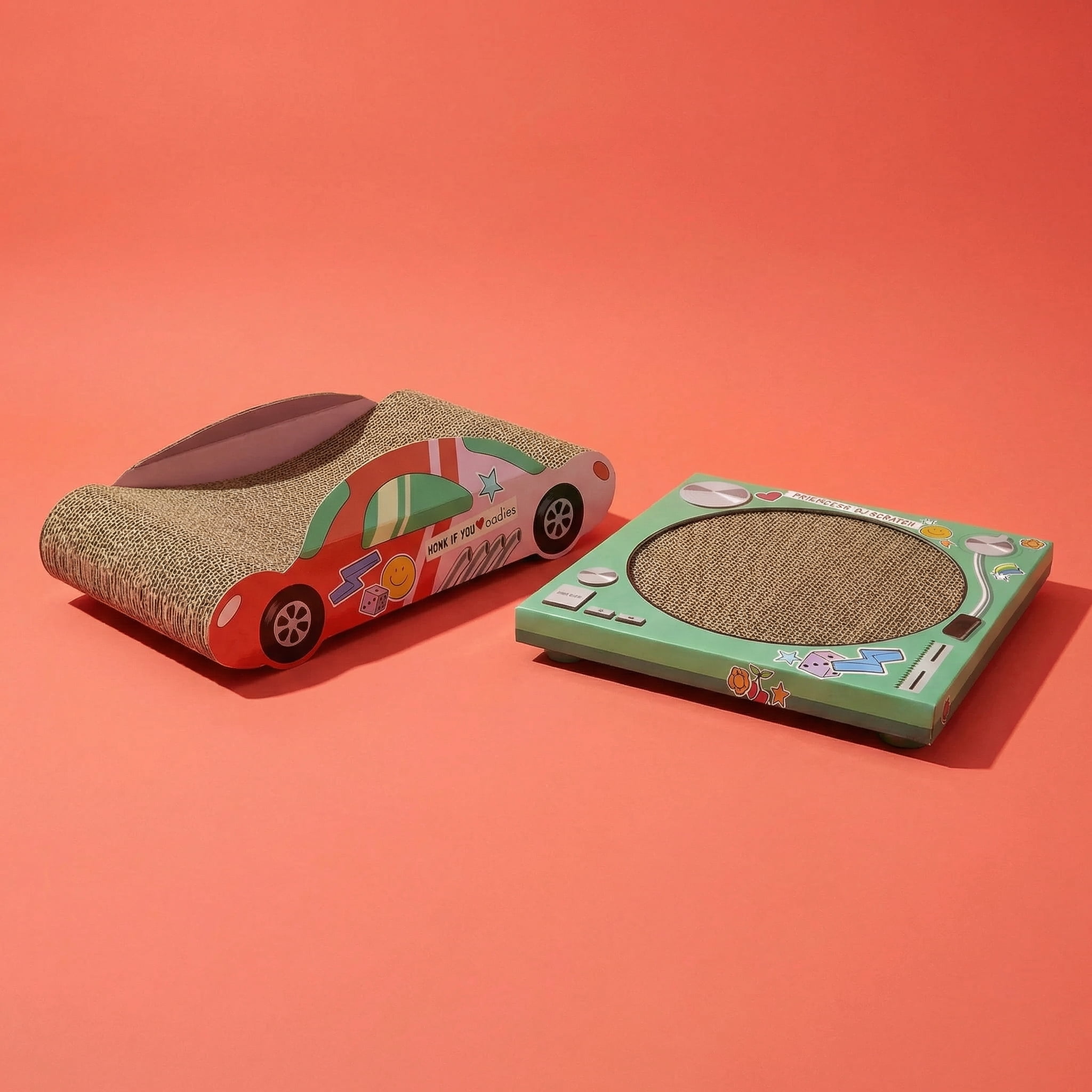 Oodles Green Retro Record Player Durable Corrugated Cardboard Cat Scratching Pad, One Size