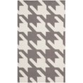 thumbnail image 1 of Safavieh Dhurries 6' X 9' Hand Woven Flat Weave Wool Rug, 1 of 1