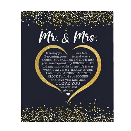 AUQ 2026 New Mr and Mrs Gifts Bridal Shower Gifts Wedding Gifts for Newlyweds Newly Engaged Gifts for Couple Mr & Mrs Gifts Engagement Gifts for Couples for Couple Throw Blanket