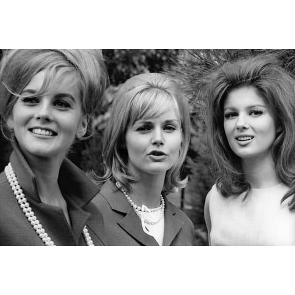 Ann-Margret and Carol Lynley and Pamela Tiffin in The Pleasure Seekers 24x36 Poster