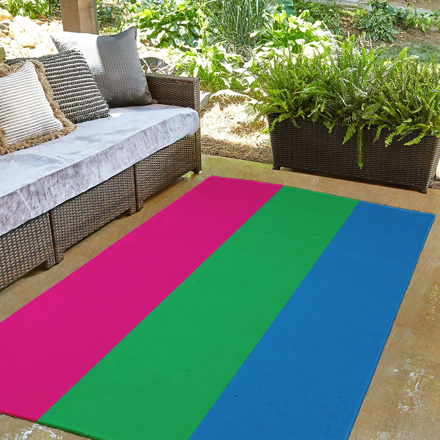 Simply Daisy 3' x 5' Polysexual Polysexual Chenille Indoor/Outdoor Rug