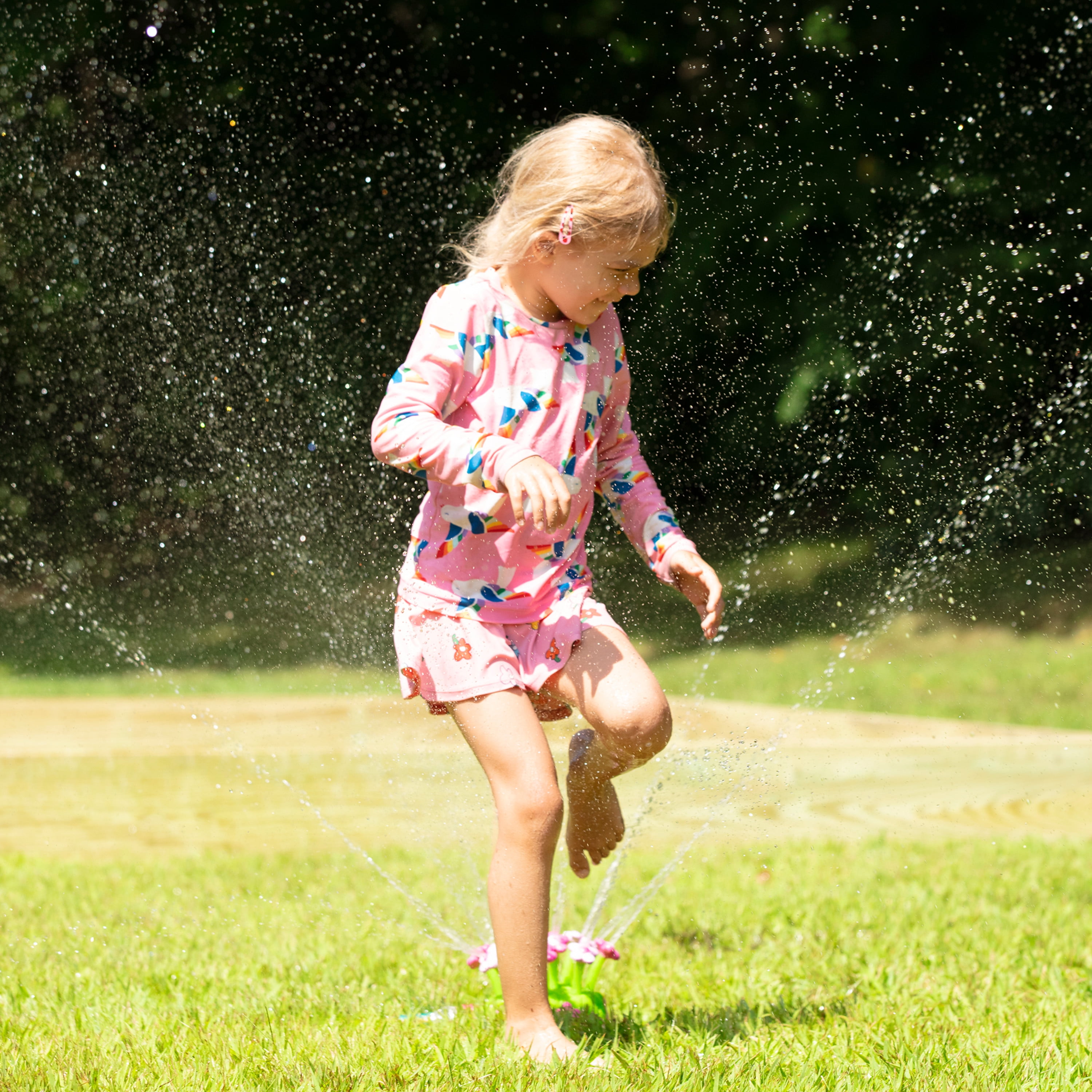 Melissa & Doug Pretty Petals Sprinkler: Sunny Patch Outdoor Play Series +  Free Scratch Art Mini-Pad Bundle [67157] 