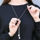 thumbnail image 4 of Fiudx Collar Largo con Colgante de Perlas de Cristal para Mujer, 4 of 5