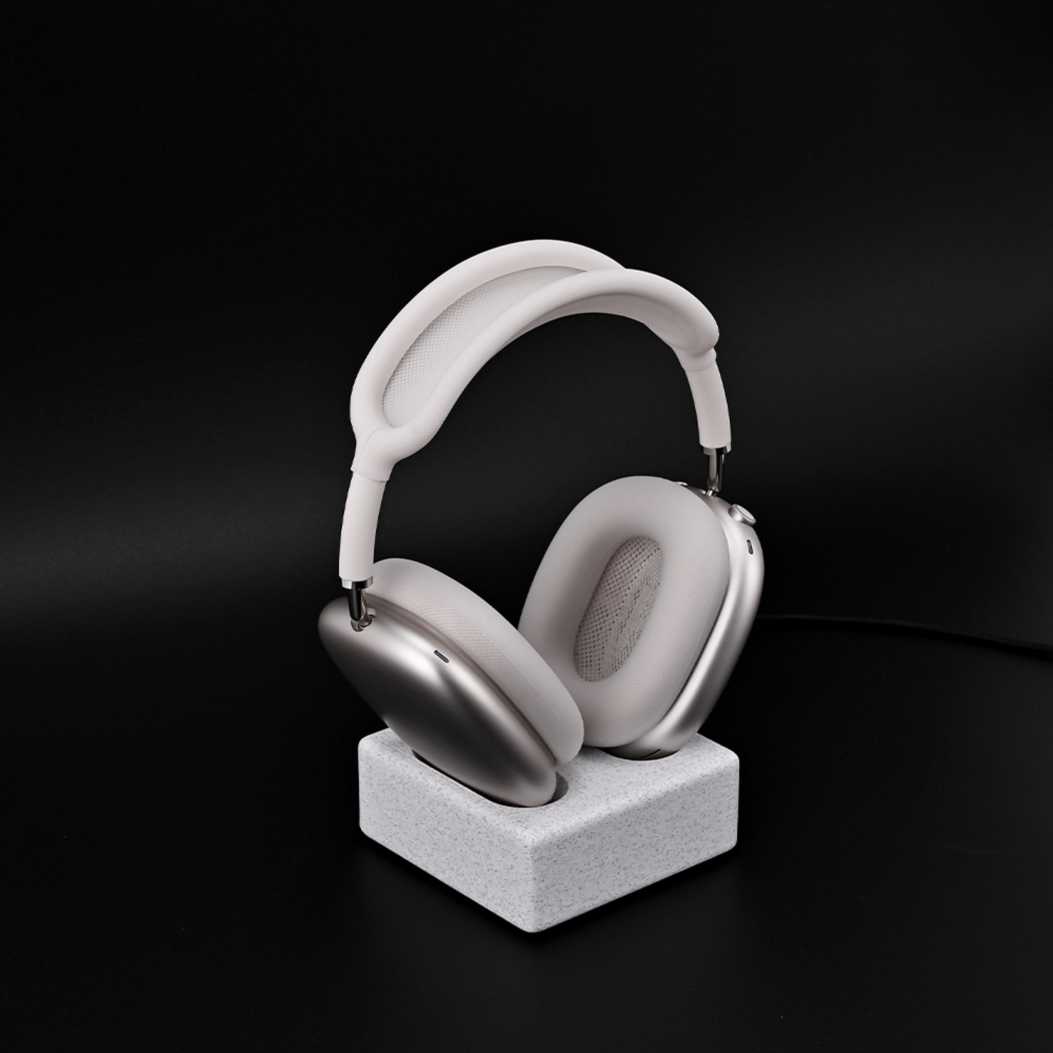 Magnetic Wireless Charging Dock for AirPods Max, Charging Stand with Sleep Mode Headphone Holder