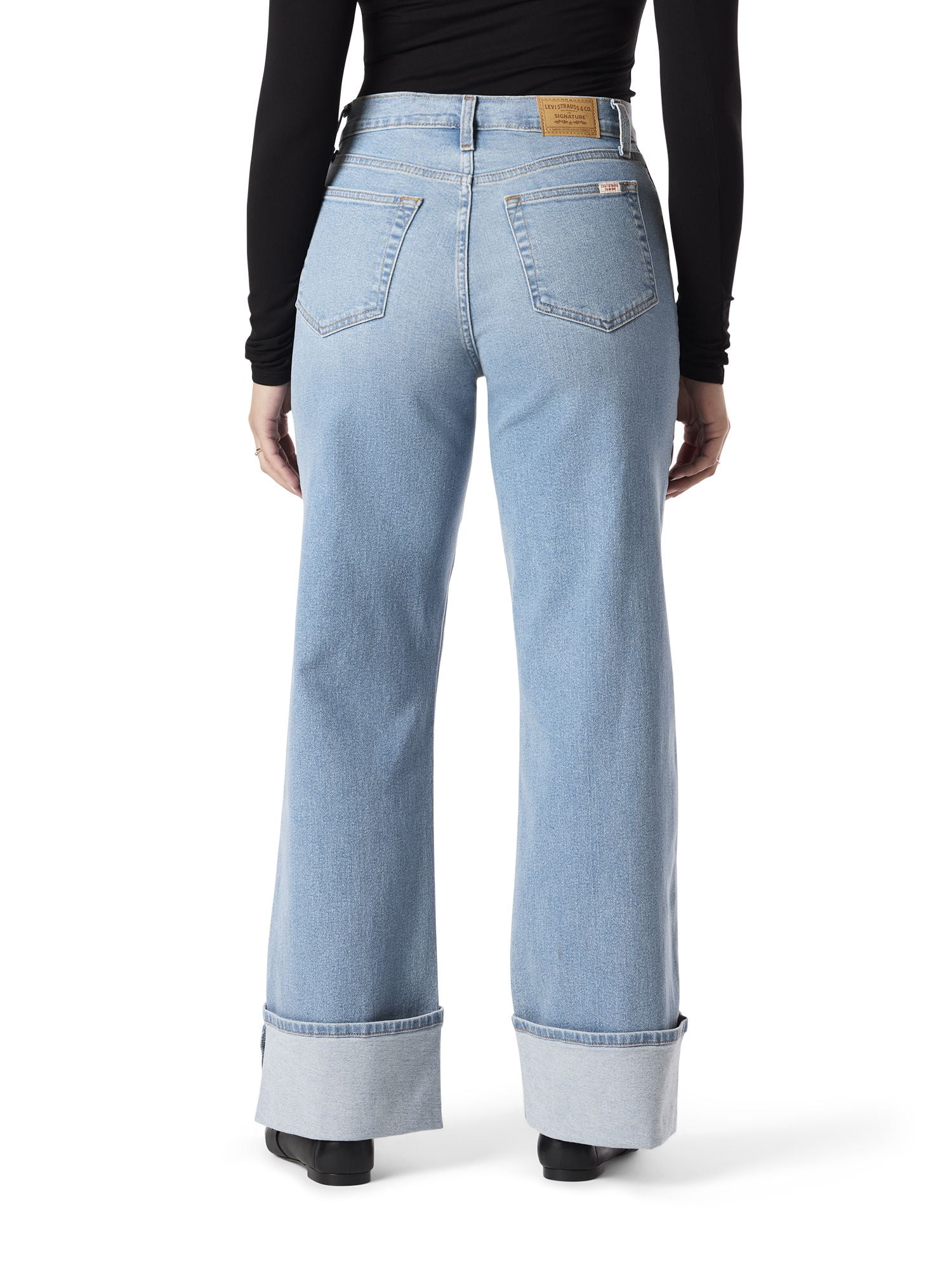 Levi Strauss Signature Women's and Women's Plus Vintage Relaxed Cuffed Stovepipe Jeans