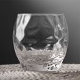thumbnail image 4 of Vaso de vidrio transparente con diseño martillado, 325 ml (11 oz), apto for lavavajillas, base pesada., 4 of 6