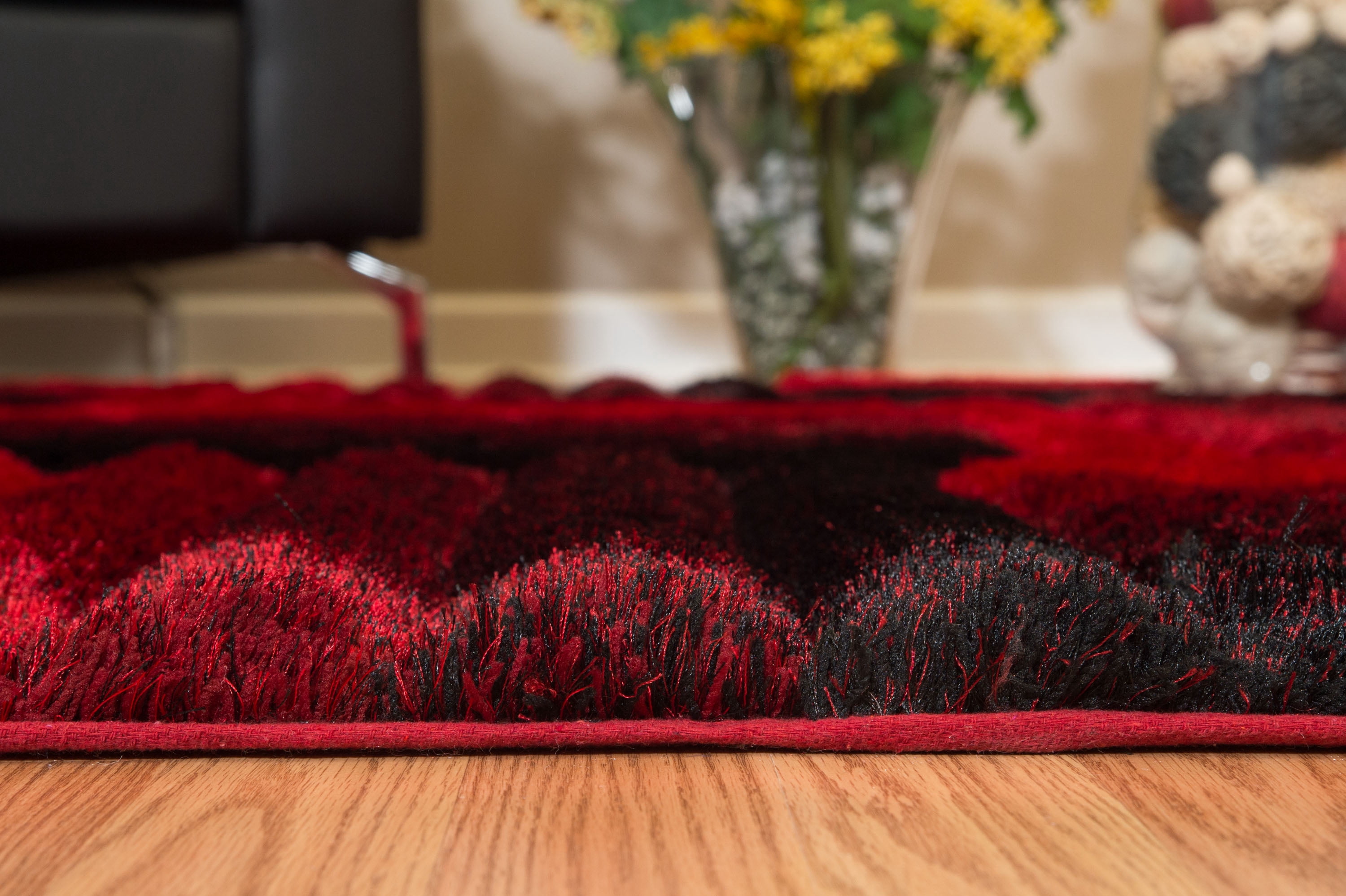 United Weavers Veria Doux Shag Geometric Accent Rug, Red, 1'10" X 3'