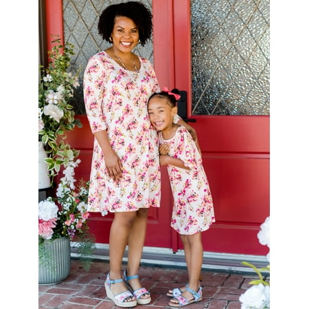 

The Pioneer Woman Baby and Toddler Girls Round Neck Puff Sleeve Dress Sizes 12M-6X