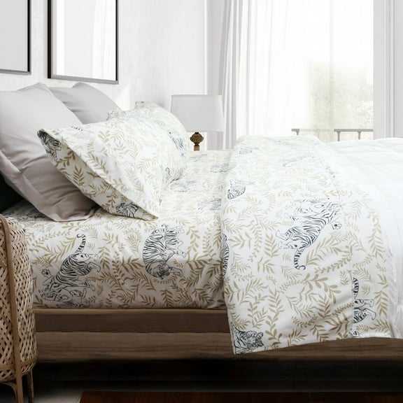 4 Pieces Microfiber Flannel Sheet Set, Queen Size Stripe Grey Color，Deep Pocket Bedding Collection