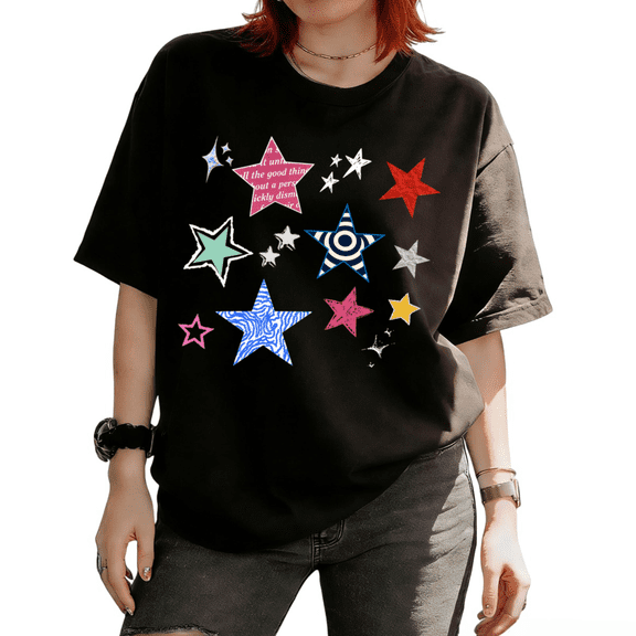 Cozymy Women T-shirt Colorful Star Pattern Graphic Tee Pop Art Style Top for Casual Daily Summer Outfit