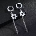 thumbnail image 2 of Pendientes de acero de titanio para hombre, con clip para la oreja, sin agujeros, sin perforaciones, para mujer, modernos, estilo hip hop, con borlas y cadena larga, 2 of 5