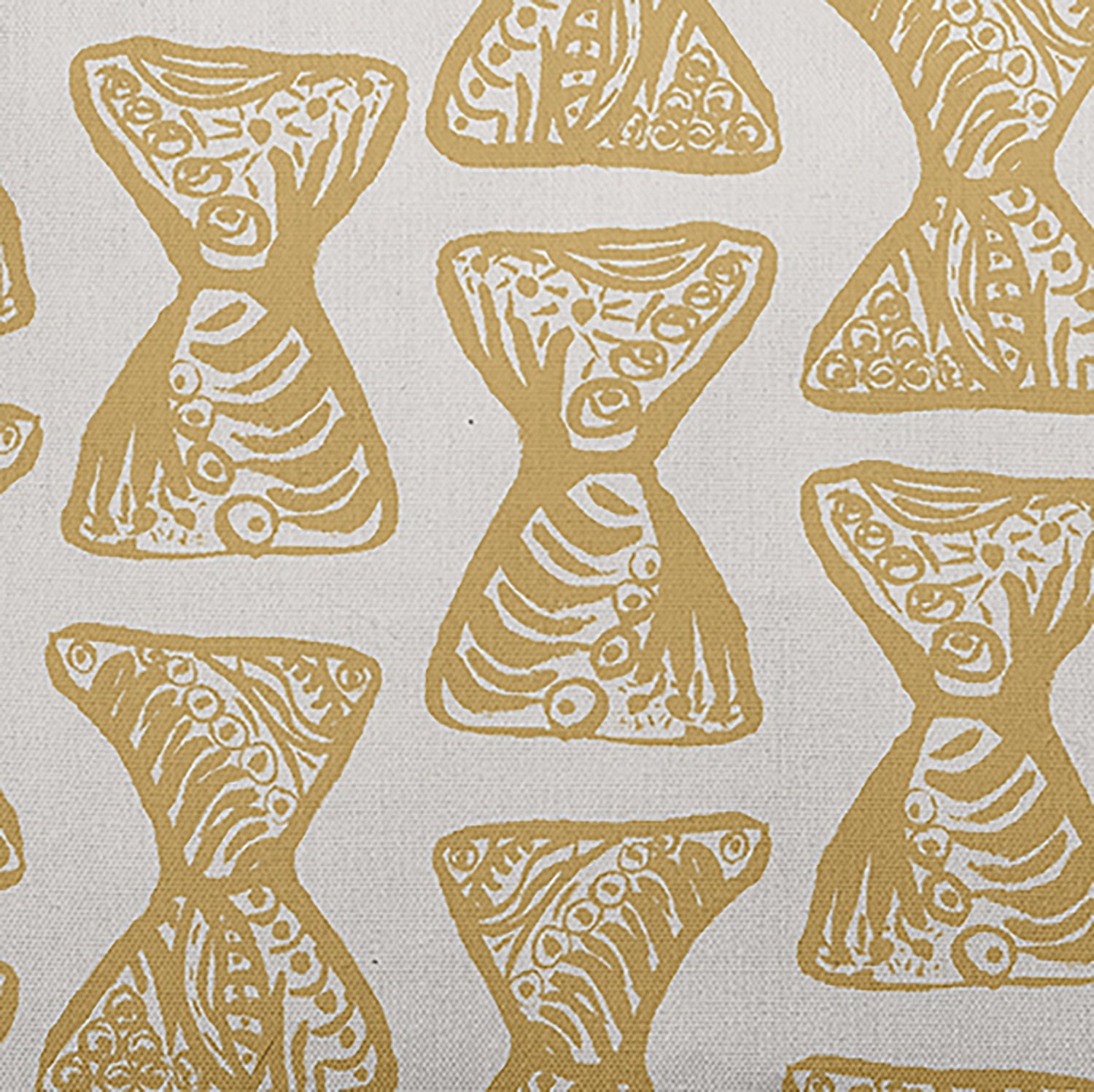Simply Daisy Bongo Rhythm Outdoor Pillow, Yellow/White, 14 in x 20 in