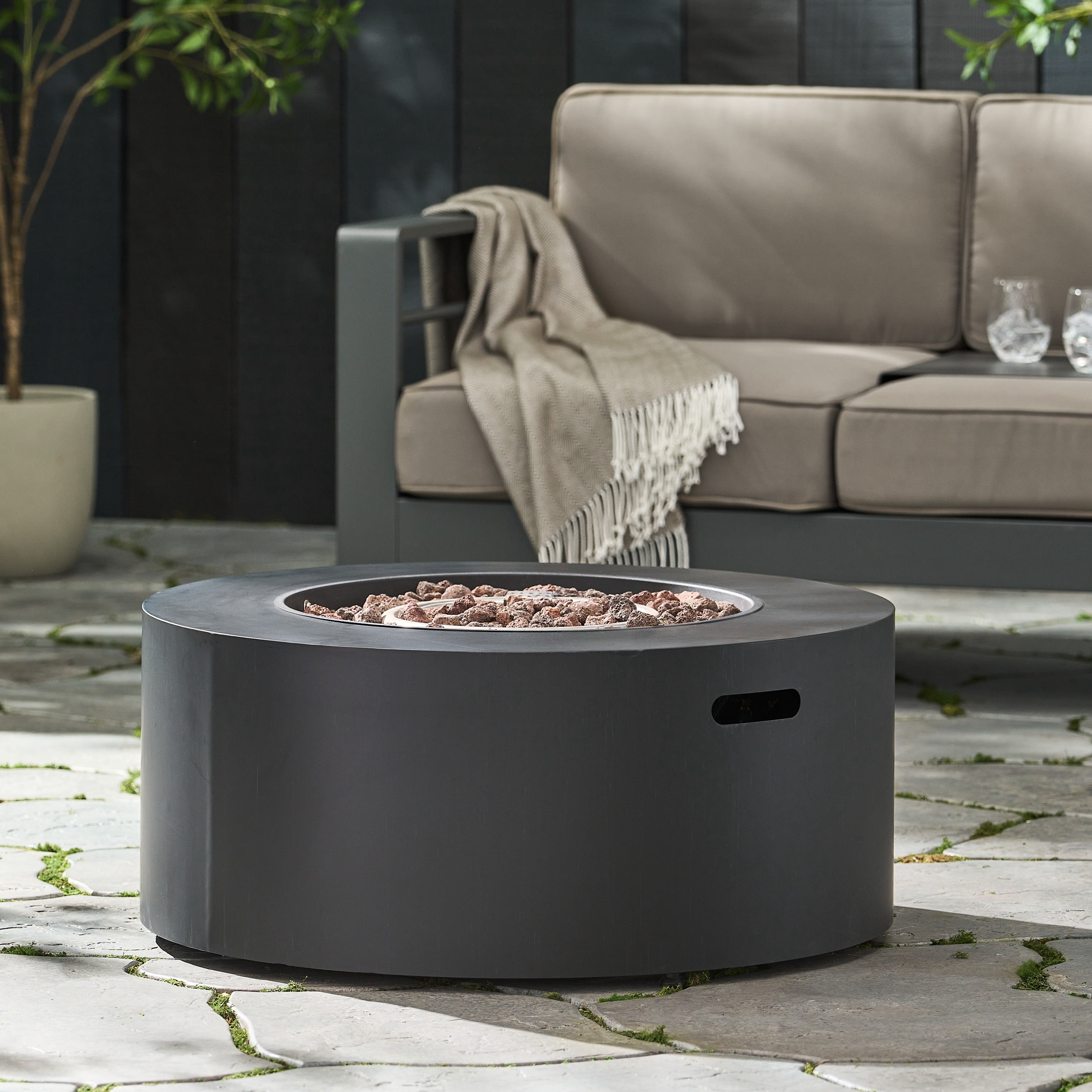 Mintazer 32" Round Propane Gas Fire Pit Table, 40000 BTU Iron Fire Pit with Lava Rocks for Patio Backyard, Black (Tank Cover not Included)