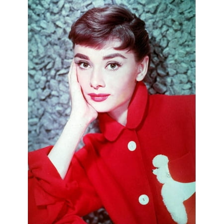 - American Actress Audrey Hepburn in 1954 Print Wall Art