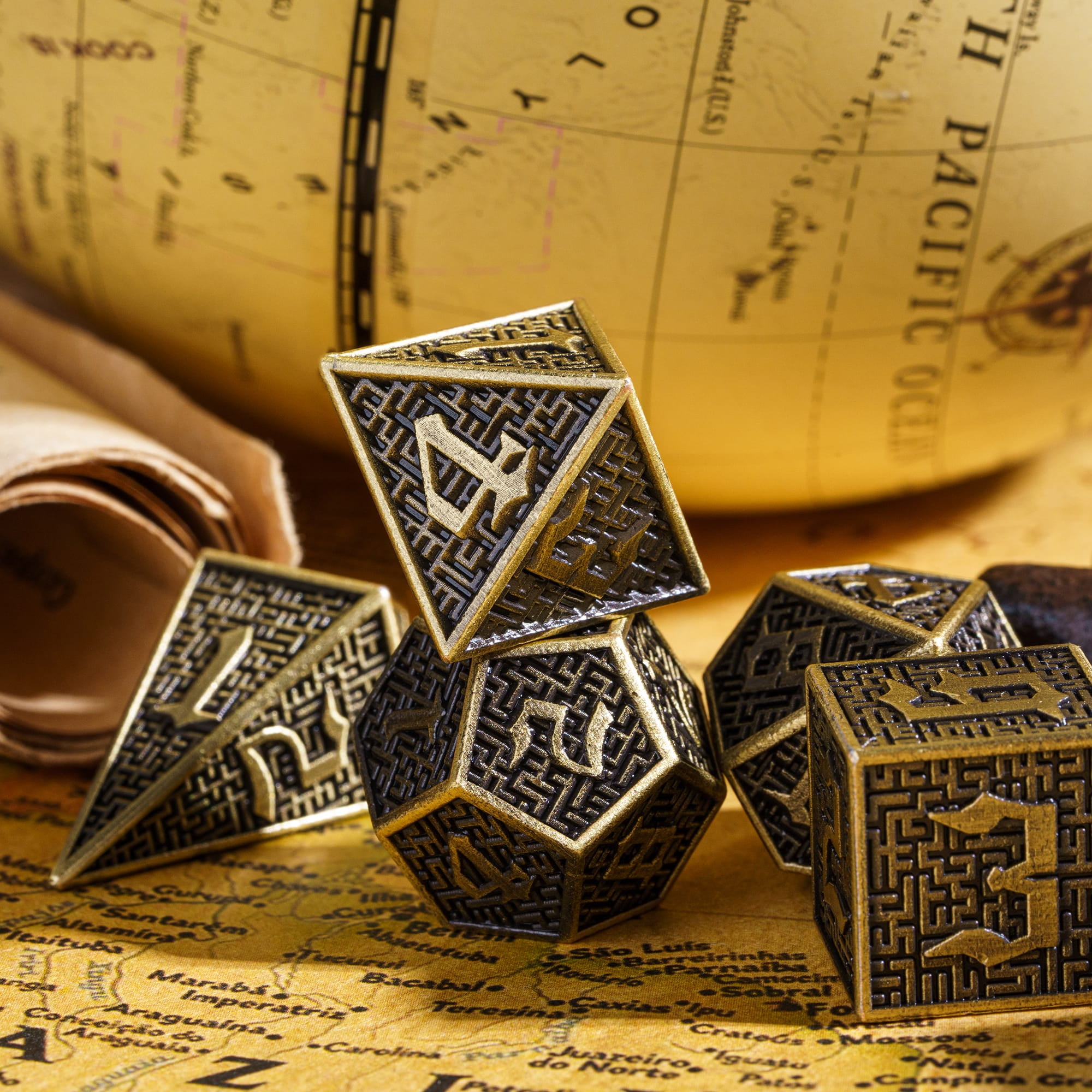 Cusdie 7-Die Metal DND Dice Set, Maze Design Metal Polyhedral D&D Dice Set for DND Dungeons and Dragons TTRPG Role Playing Games