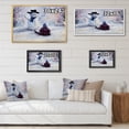 thumbnail image 4 of Designart Cadre Flottant Traditionnel Bonhomme de Neige et Enfant Art Mural, 4 of 4