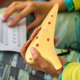 thumbnail image 1 of Ocarina de plástico de 12 agujeros Alto C Ocarina Instrumento musical Regalo de Navidad (amarillo), 1 of 8