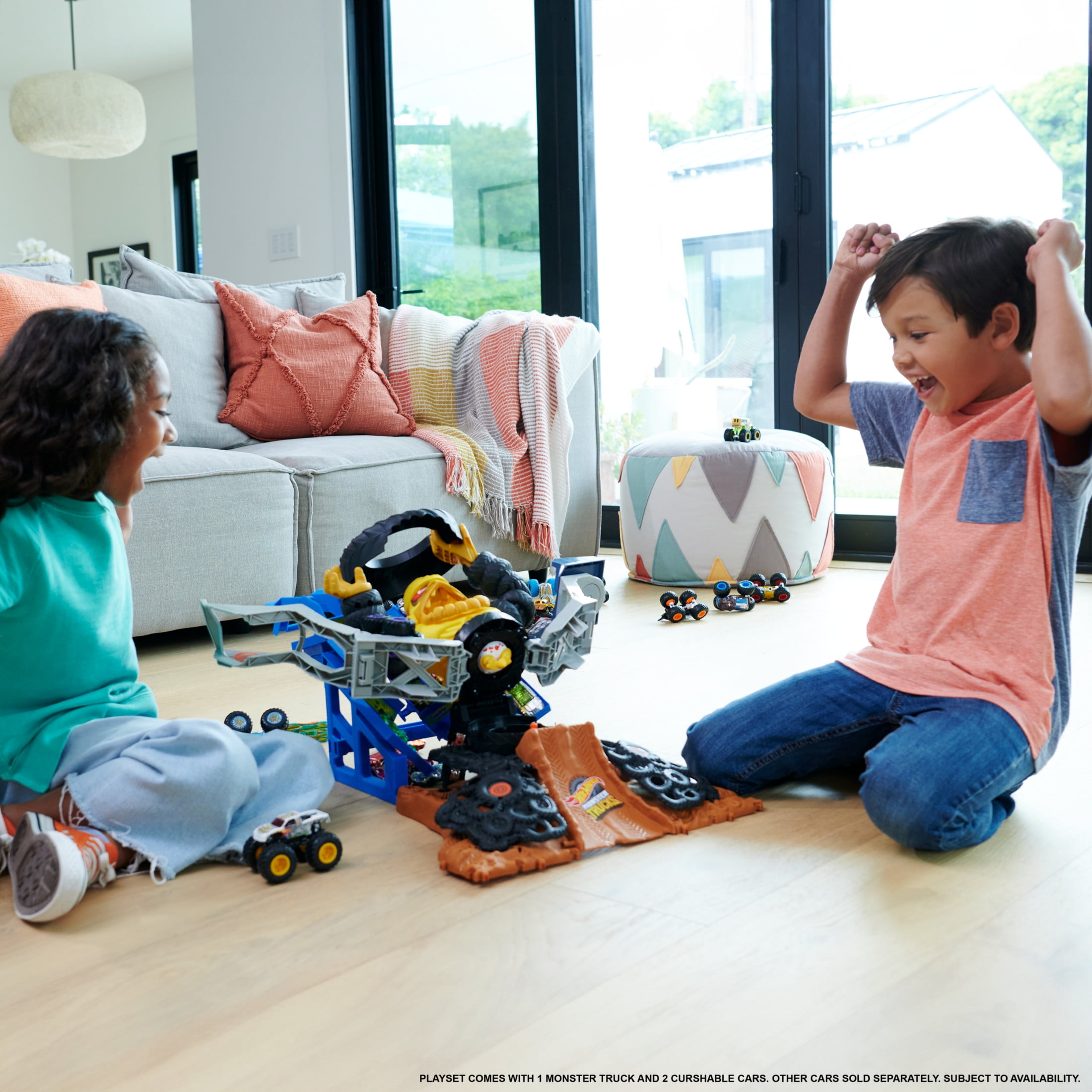 Hot Wheels Monster Trucks Arena Smashers Mega-Wrex Vs. Crushzilla Takedown Playset, 23.62 in