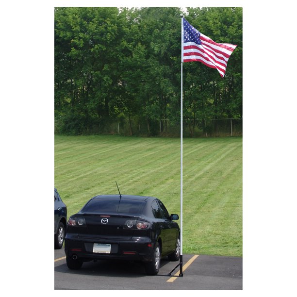 Tailgating Flagpole Set by Valley