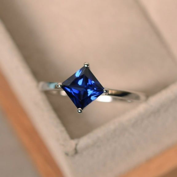 sapphire ring, princess cut sapphire,silver, solitaire ring, prong setting, September birthstone
