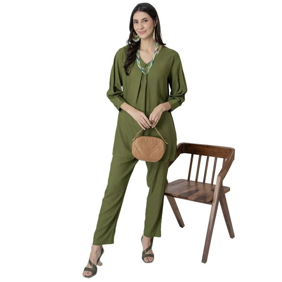 Moomaya Elegant 2-Pc V-Neck Coord Set, Inverted Pleat Viscose Kurta with Broad Cuff Sleeves & Pockets
