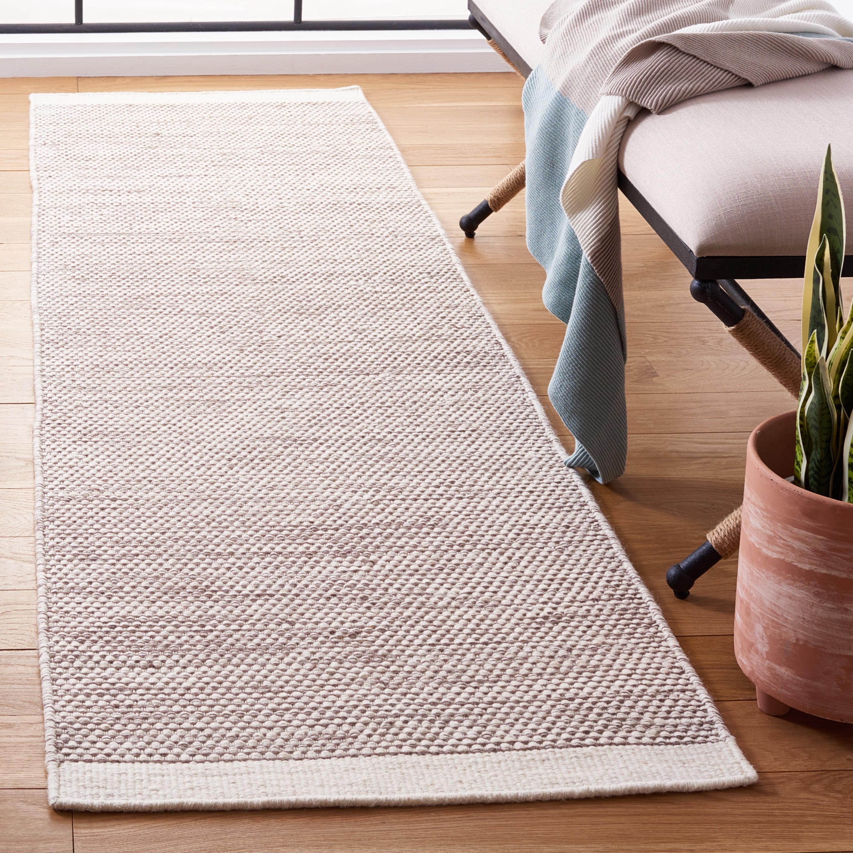 SAFAVIEH Natura Mellony Solid Runner Rug, Brown/Ivory, 2'3" x 8'
