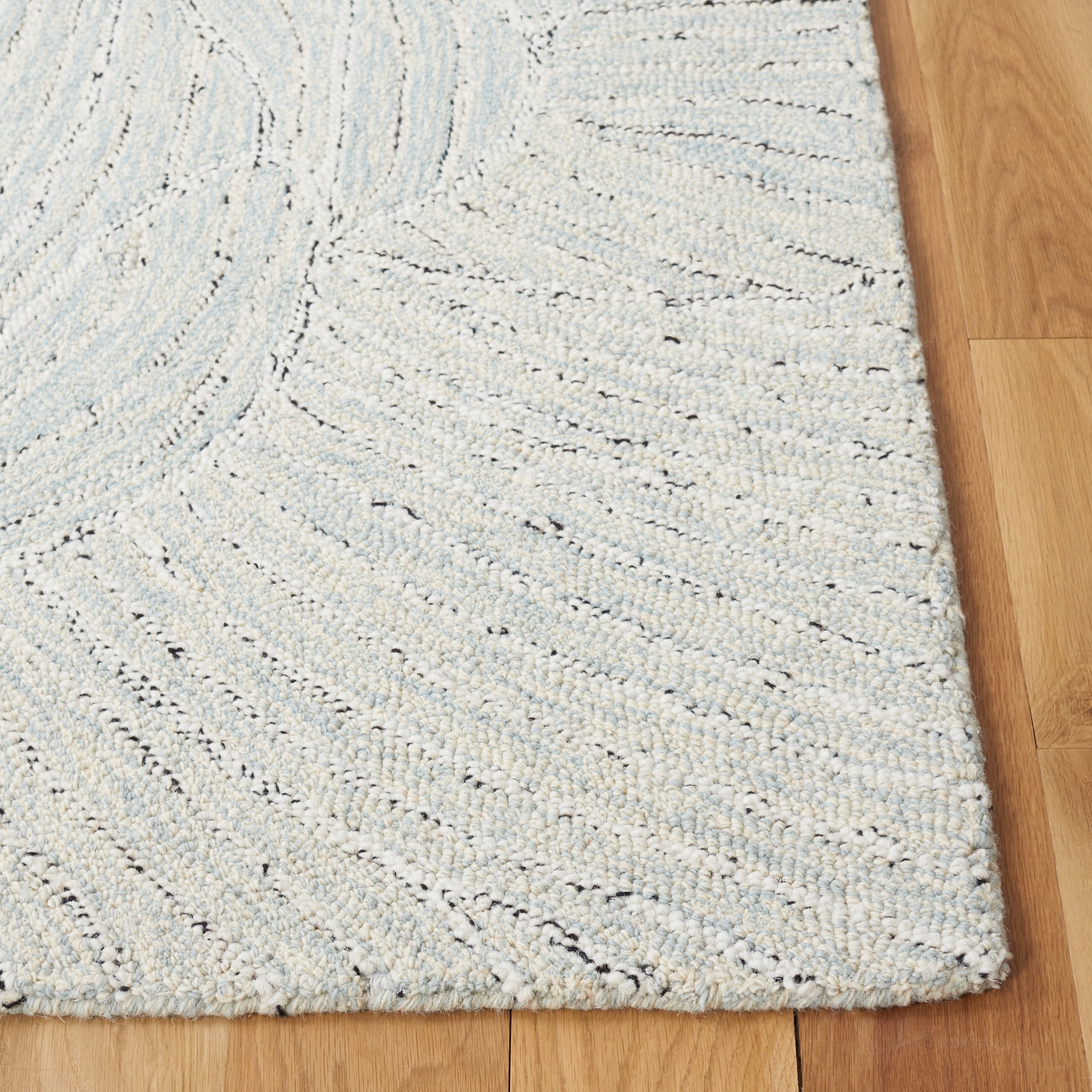 SAFAVIEH Metro Daragh Geometric Area Rug, Light Blue/Ivory, 6' x 6' Square