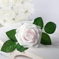 thumbnail image 1 of 25 rosas artificiales de espuma con tallos | Flores artificiales realistas en rojo, rosa, amarillo, azul y blanco para ramos de boda, despedidas de soltera, San Valentín y decoración del hogar., 1 of 5