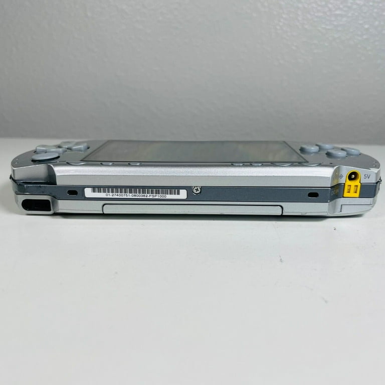 PlayStation Portable - PSP-1000 シルバー 本体 充電器 SONY レトロゲーム　箱付 PlayStation Portable - PSP-1000 シルバー 本体 充電器 SONY