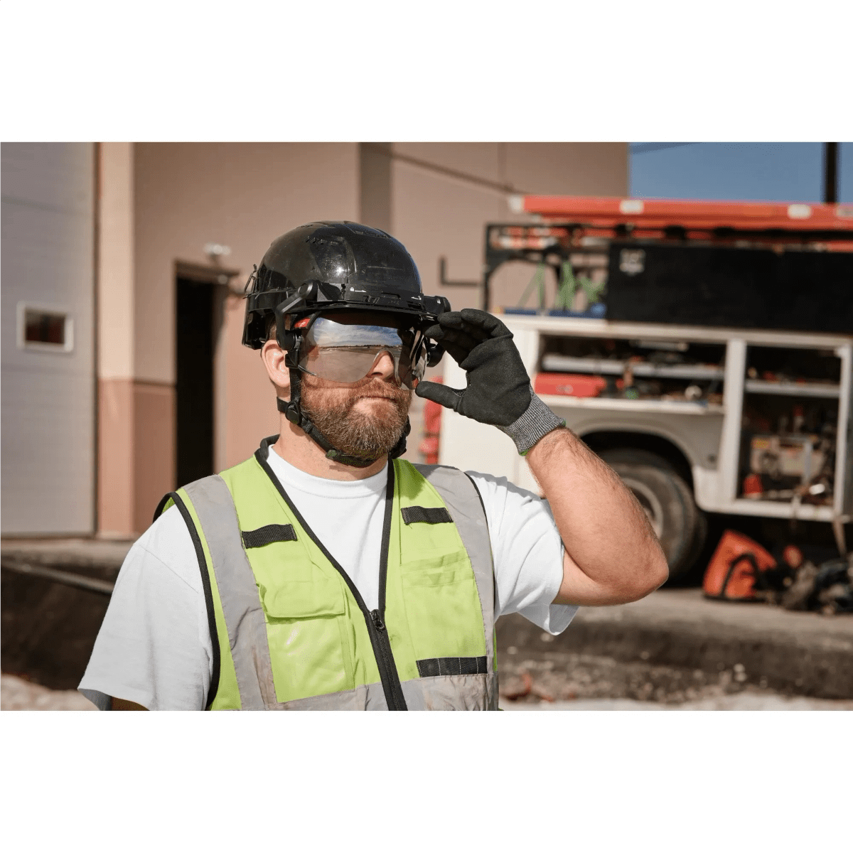 Milwaukee Tool BOLT Eye Visor - Mirrored Dual Coat Lens (Compatible with Milwaukee&reg; BOLT Safety Helmets & BOLT Hard Hats)