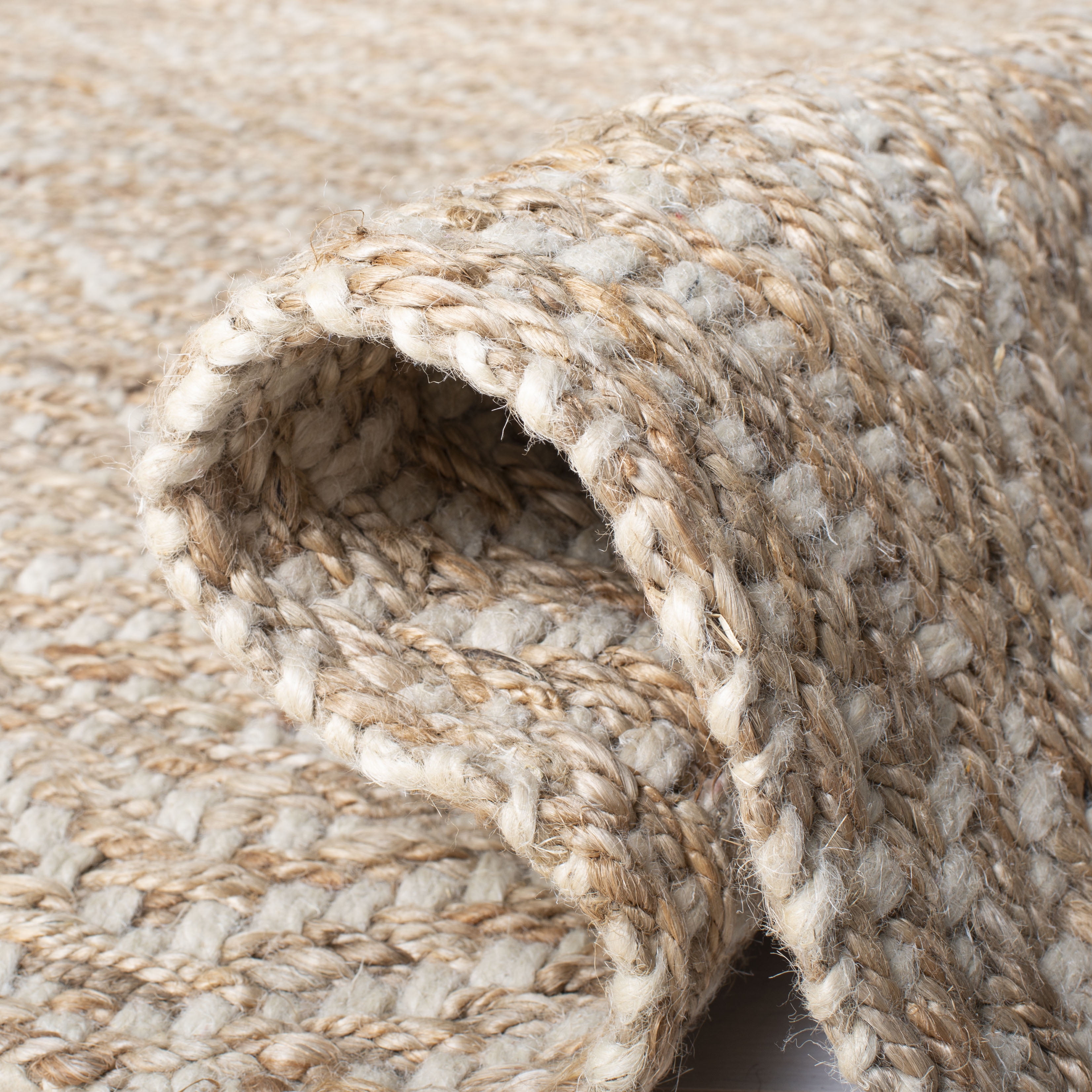 SAFAVIEH Natural Fiber Gervase Geometric Runner Rug, Natural/Ivory, 2'6" x 12'