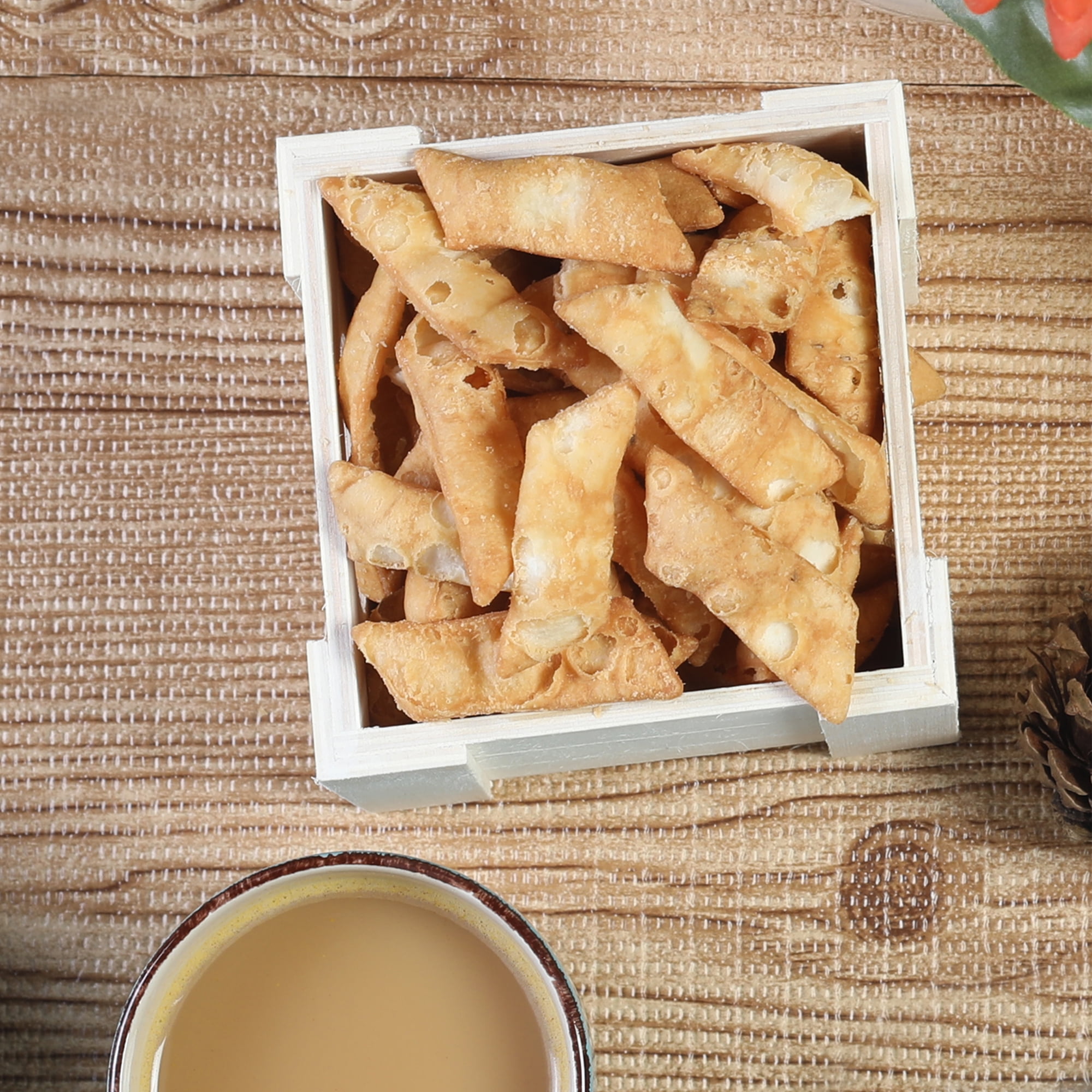 Verka Namak Para, 360g, Salty Crisp Wheat Chips