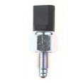 thumbnail image 2 of para 2.0 N31.N34 2.0 Moderno 2.0 Interruptor de luz de marcha atrás MD730979 93860-36100 30874168, 2 of 5