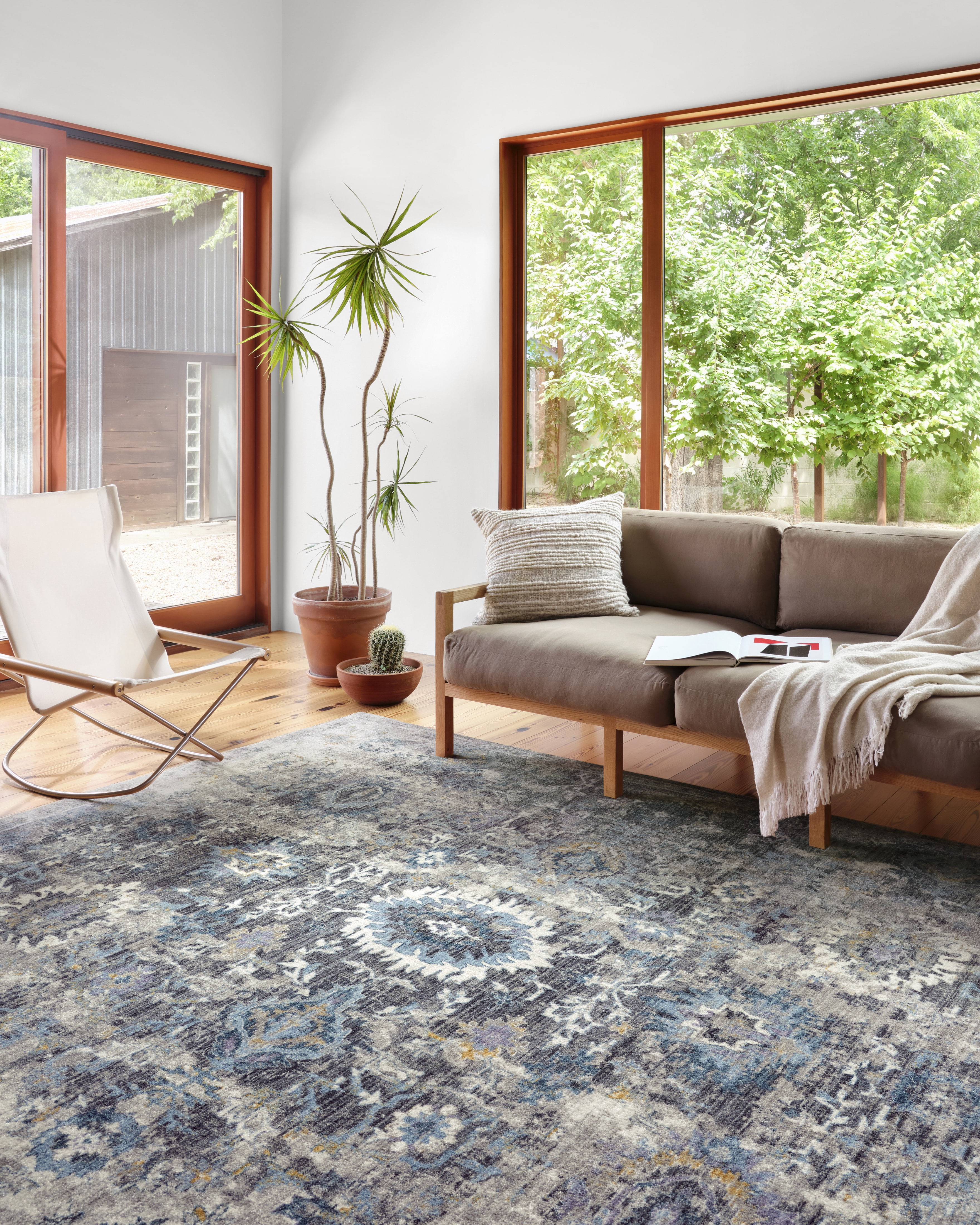 Loloi Samra SAM-02 Grey / Multi Oriental Area Rug 7'-10" x 10'