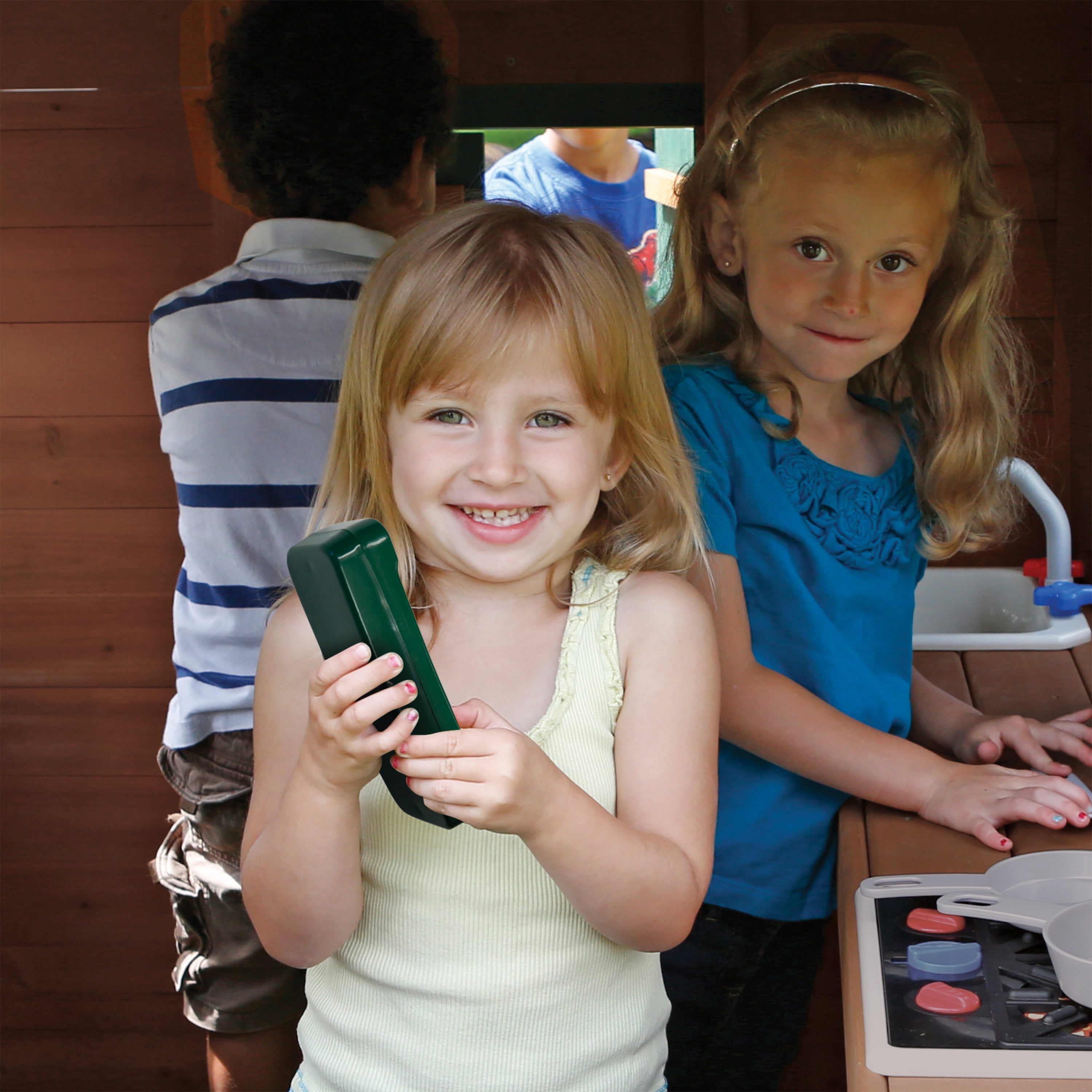 stoneycreek cedar outdoor playhouse