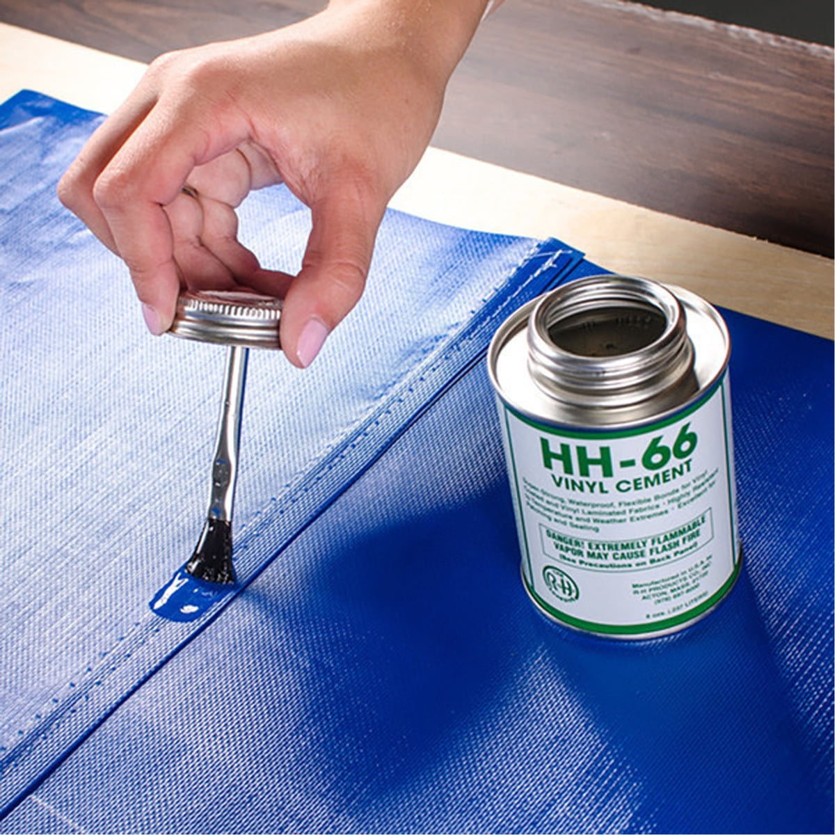 HH 66 Adhesive Vinyl Cement Glue, 4 Oz