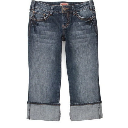 Juniors Wide-Cuff Denim Capri