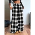 thumbnail image 6 of Women'S Plaid Checkered Pants Flannel Pajama Pants Lounge Wide Leg Baggy Sweatpants with Pockets Black & White L, 6 of 7