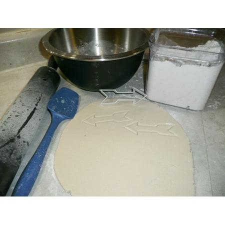 

Arrow Pointing The Way Archery Special Occasion Cookie Cutter USA PR285S