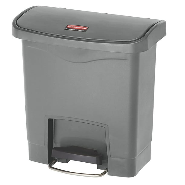 Rubbermaid Slim Jim 4Gallon Plastic Garbage Can with Easy StepOn