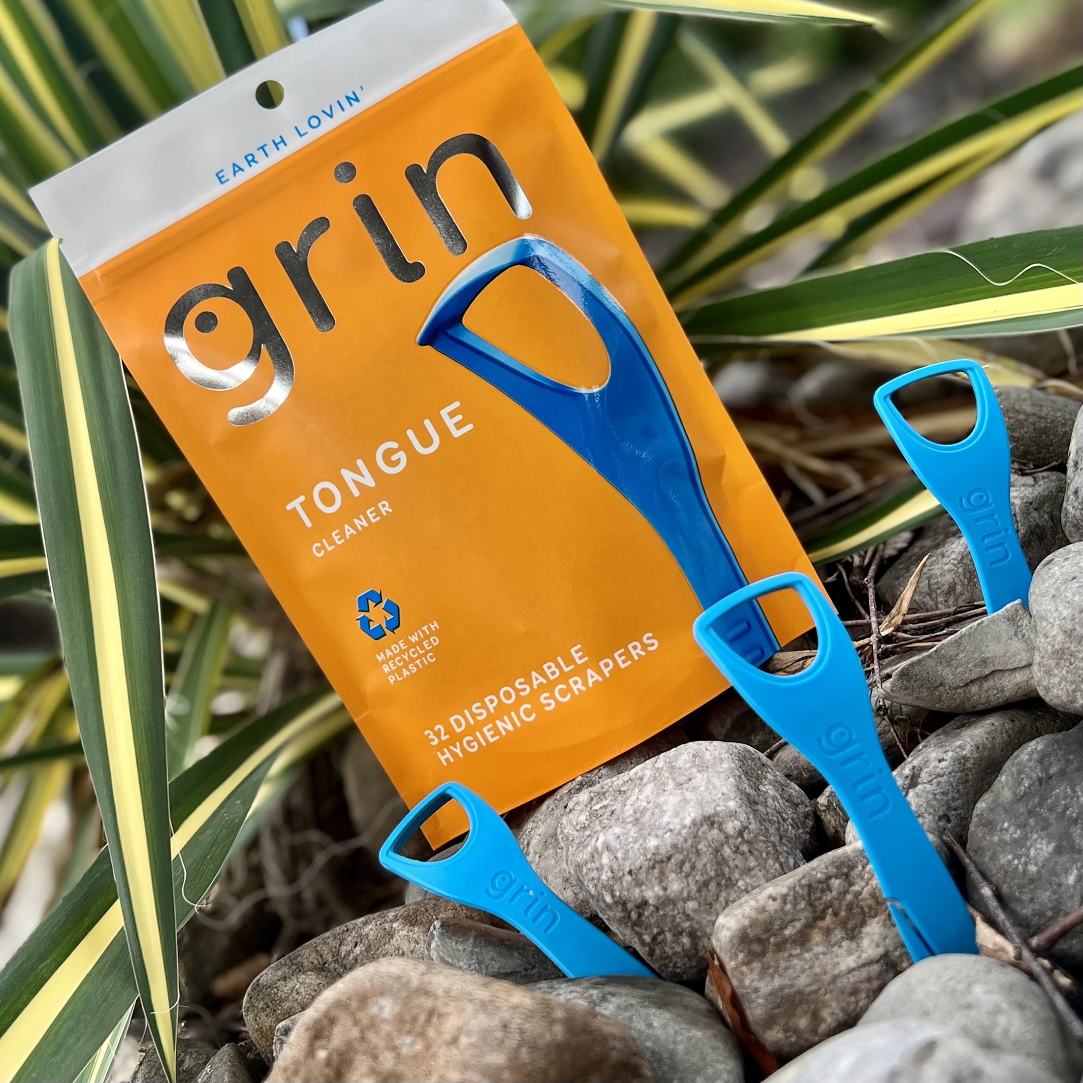 Grin Tongue Cleaner - 32 ct - Disposable, Hygienic Scraper, Made with Recycled Plastic, Safe Fold-Back Pick, Promotes Fresh Breath