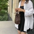 thumbnail image 5 of Bolso de hombro para mujer Bolso bandolera de cuero PU Bolso de mensajero informal plisado (Café), 5 of 5