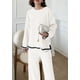 thumbnail image 4 of Conjunto de Suéter de Punto para Mujer PRETTYGARDEN Blanco Mediano, 4 of 8