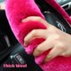 thumbnail image 4 of Funda para volante de coche (gato rosa), universal antideslizante para volante de coche de 13,5 a 16,5 pulgadas, estilo lindo, piel de oveja de lana real esponjosa para mujeres, hombres y niñas FOUNDA JM, 4 of 4